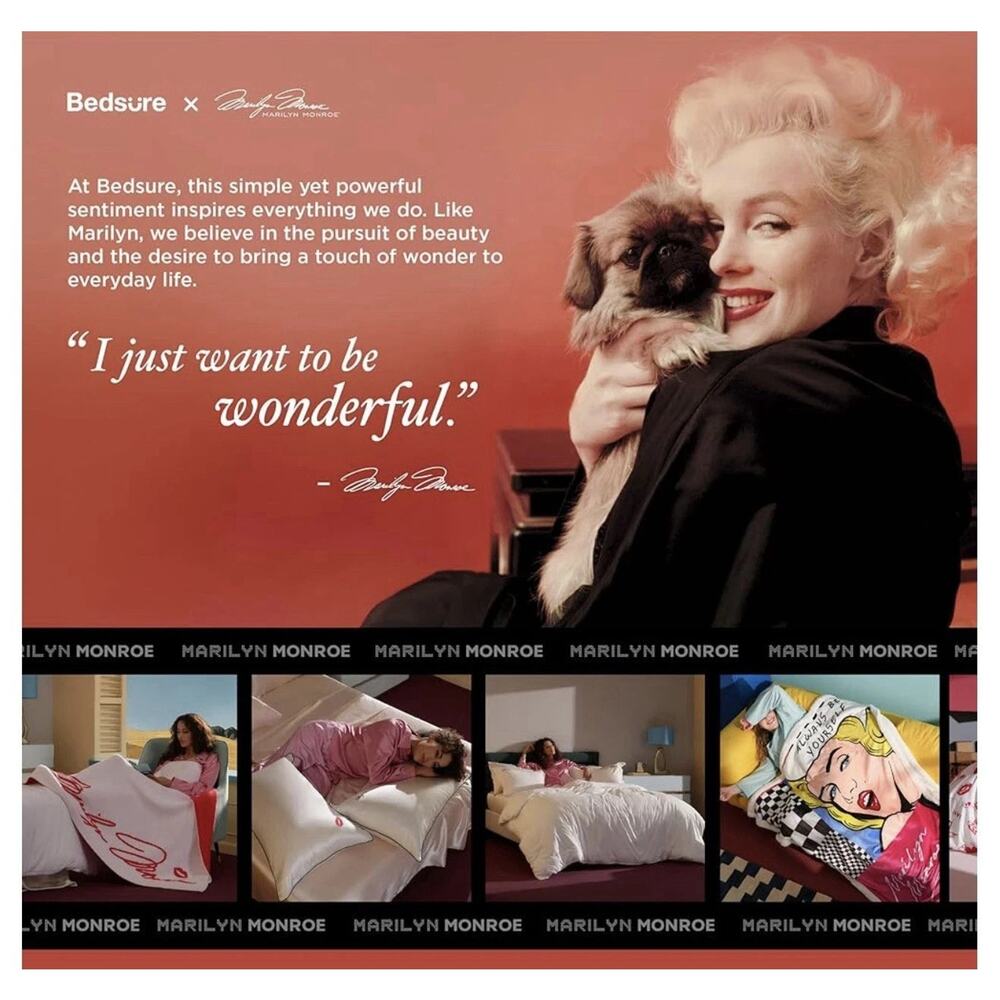New Awesome super soft Gift set Marilyn Monroe throw, air fresher, stickers